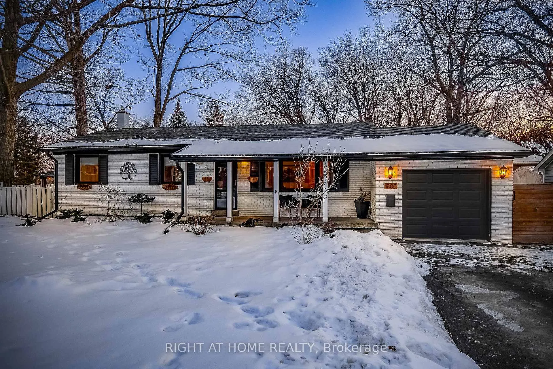 Photo 1 of 1300 Princeton Crescent, Burlington, Mountainside — HOMEH