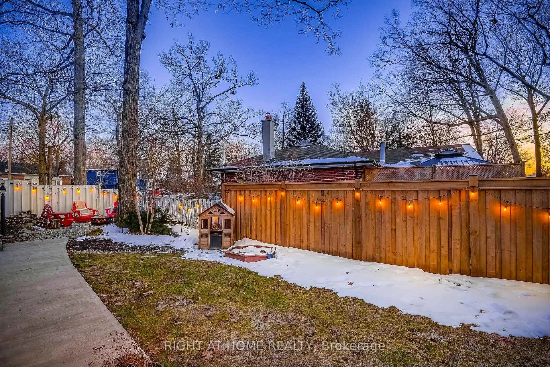 Photo 8 of 1300 Princeton Crescent, Burlington, Mountainside — HOMEH