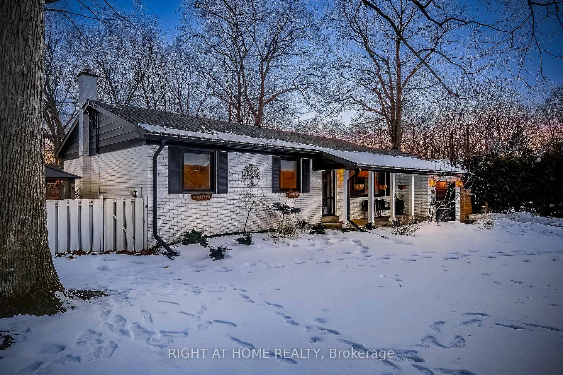 Photo 41 of 1300 Princeton Crescent, Burlington, Mountainside — HOMEH