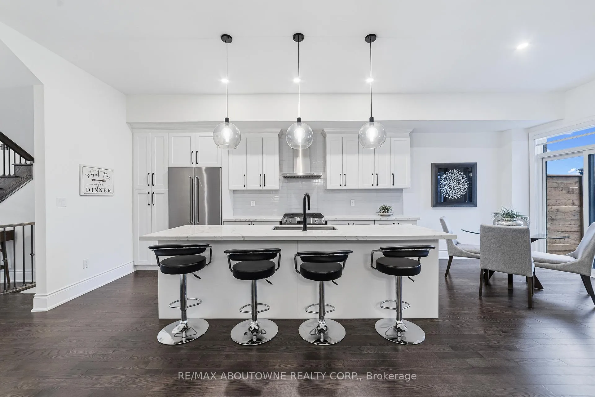 Photo 6 of 477 Parent Place, Milton, Ford — HOMEH