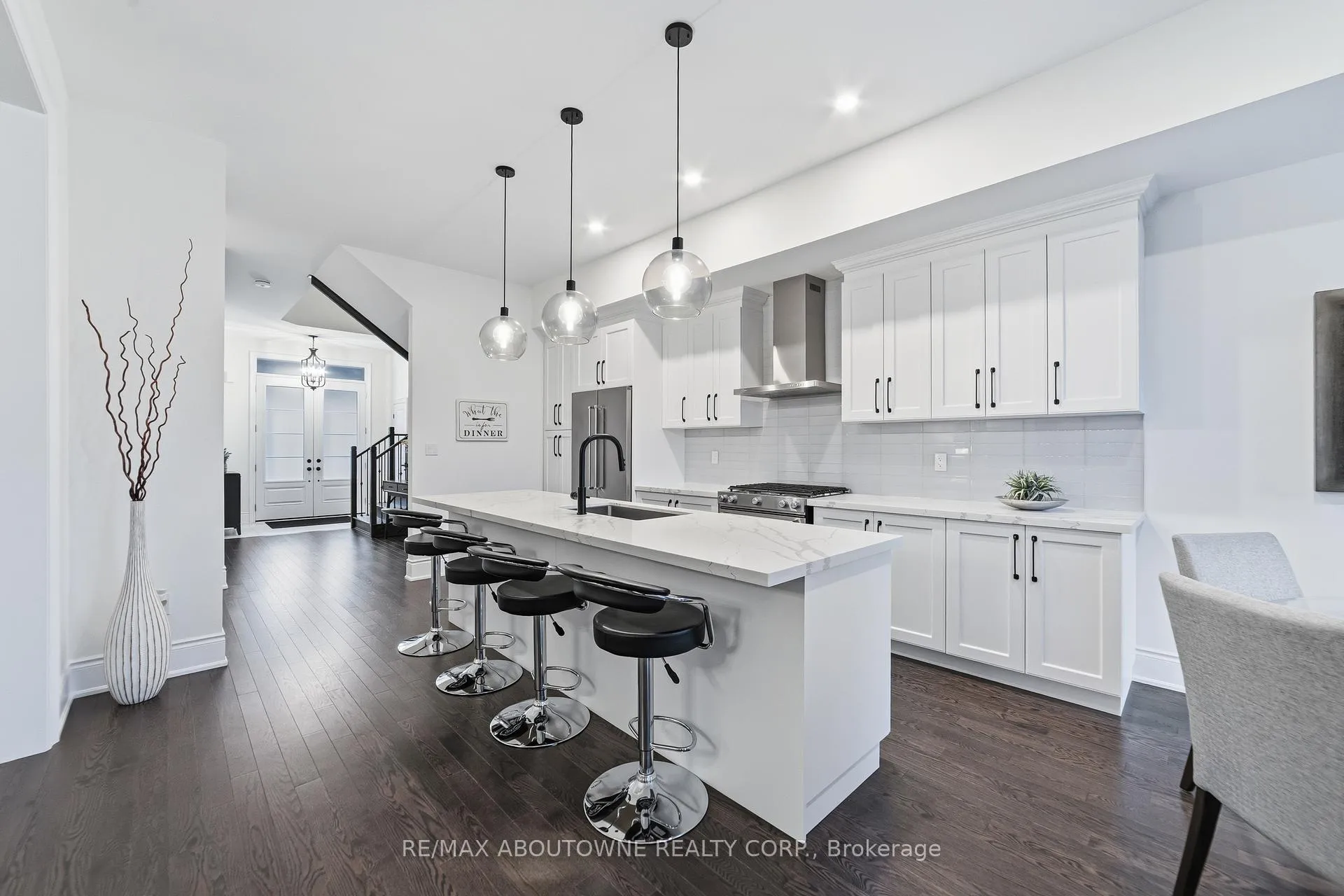 Photo 8 of 477 Parent Place, Milton, Ford — HOMEH