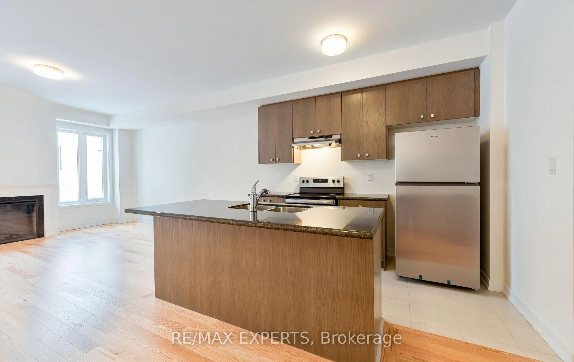 Photo 8 of 28 Raja Street, Brampton, Bram East — HOMEH