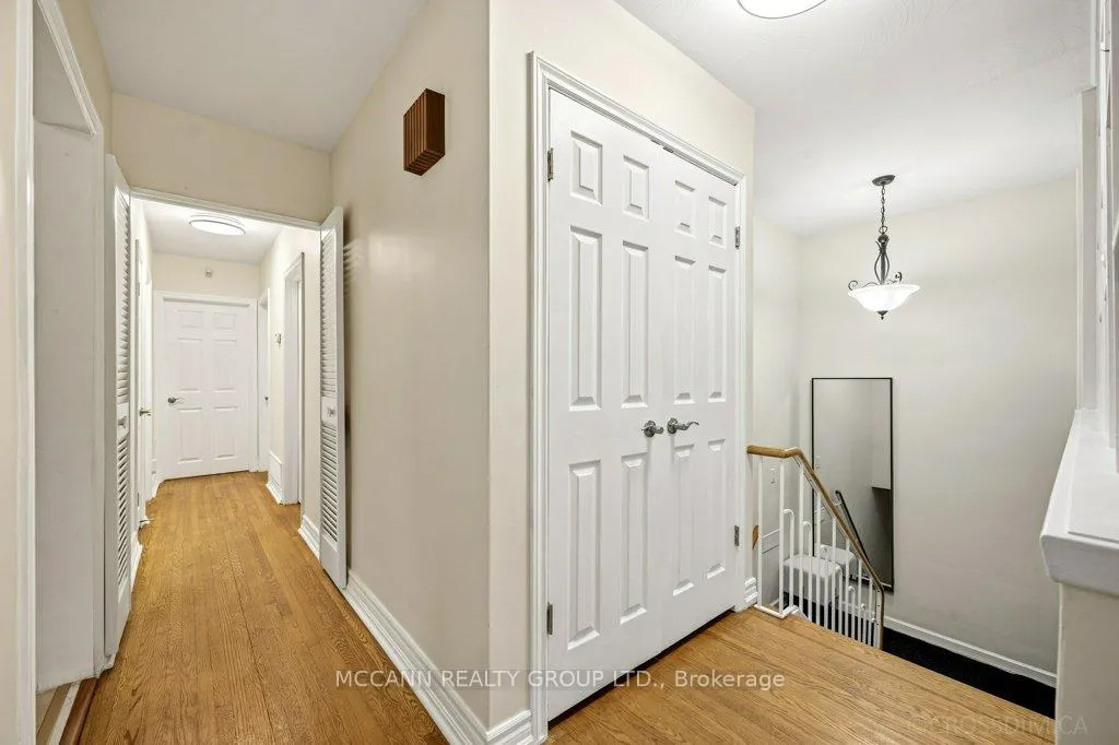 Photo 6 of 121 Wincott Drive, Etobicoke, Kingsview Village-The Westway — HOMEH