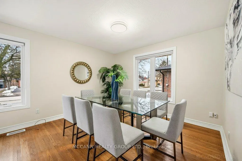 Photo 11 of 121 Wincott Drive, Etobicoke, Kingsview Village-The Westway — HOMEH