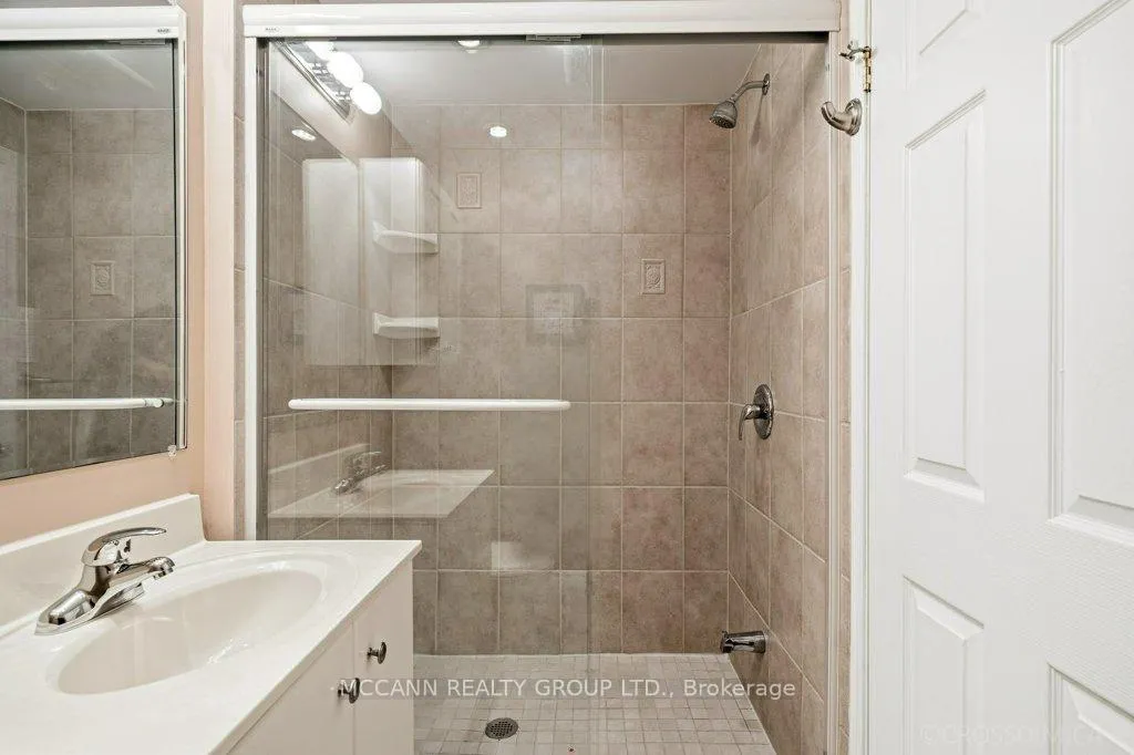 Photo 30 of 121 Wincott Drive, Etobicoke, Kingsview Village-The Westway — HOMEH