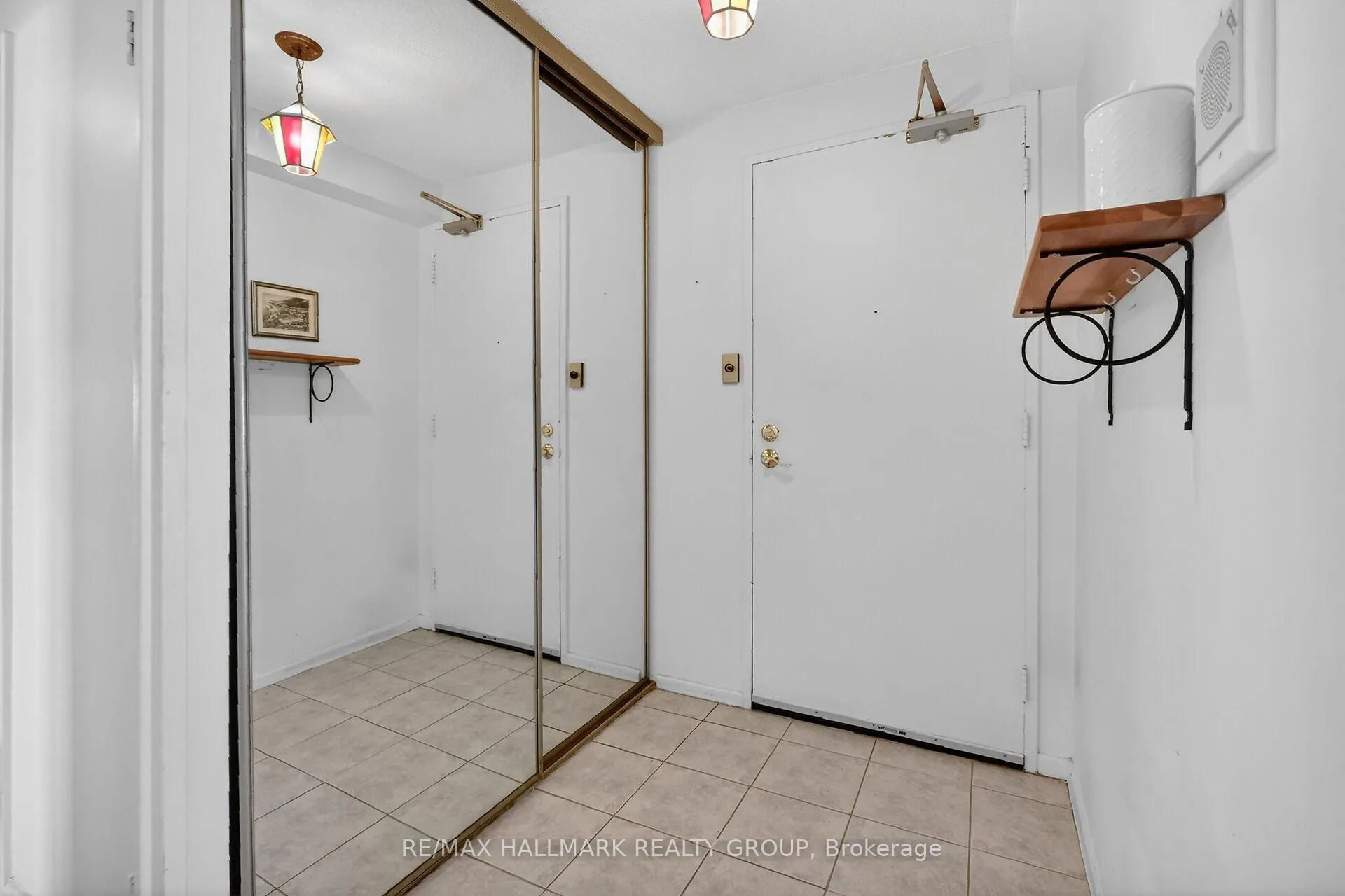 Photo 4 of Unit 1207, 1081 Ambleside Drive, Ottawa, Woodroffe — HOMEH