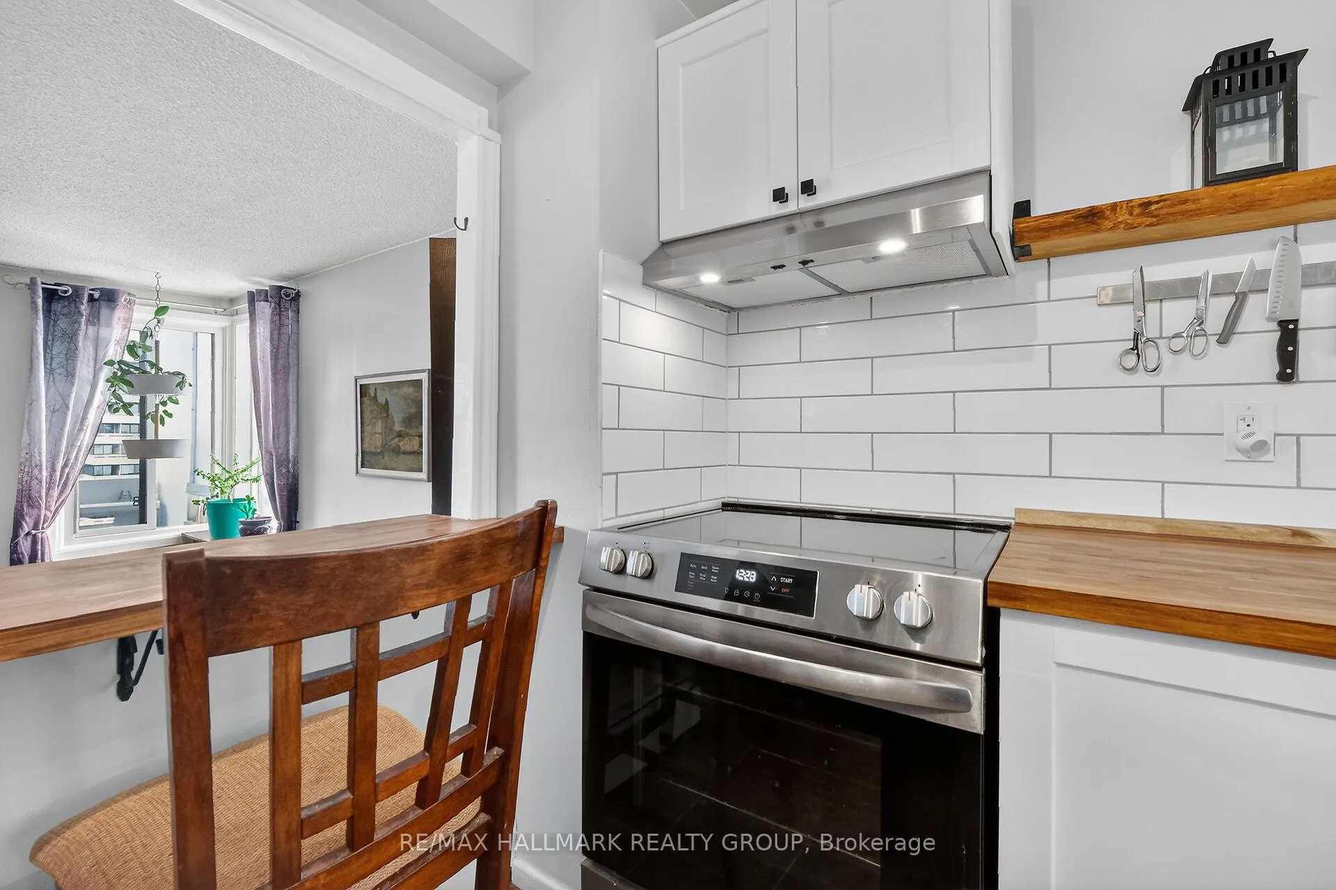 Photo 25 of Unit 1207, 1081 Ambleside Drive, Ottawa, Woodroffe — HOMEH