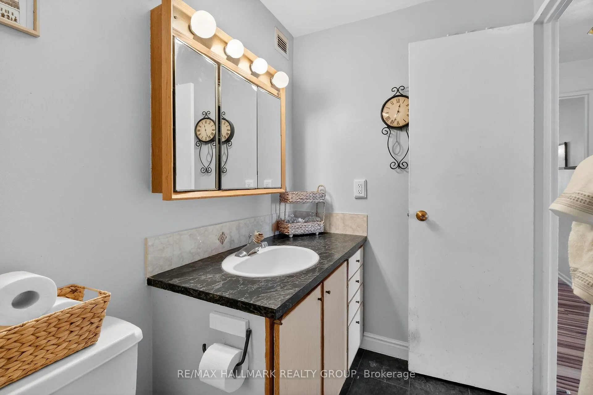 Photo 35 of Unit 1207, 1081 Ambleside Drive, Ottawa, Woodroffe — HOMEH