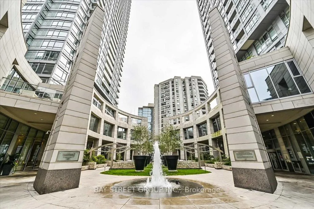 Photo 3 of Unit 2012, 2191 Yonge Street, Toronto, Mount Pleasant West — HOMEH