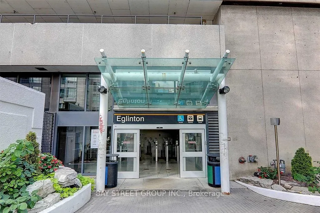 Photo 16 of Unit 2012, 2191 Yonge Street, Toronto, Mount Pleasant West — HOMEH