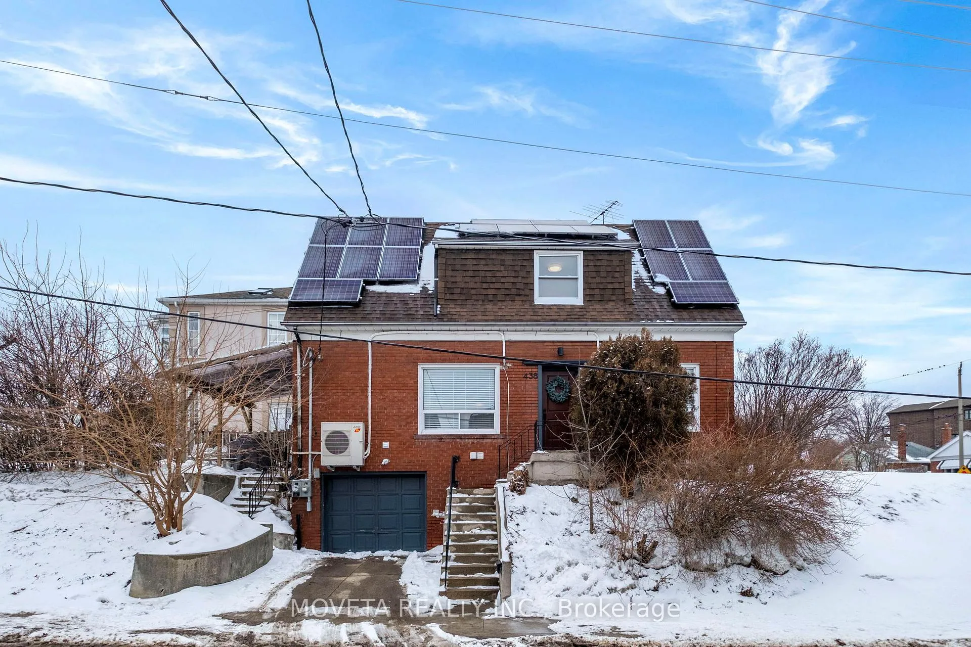 Photo 3 of 438 Silverthorn Avenue, Toronto, Keelesdale-Eglinton West — HOMEH