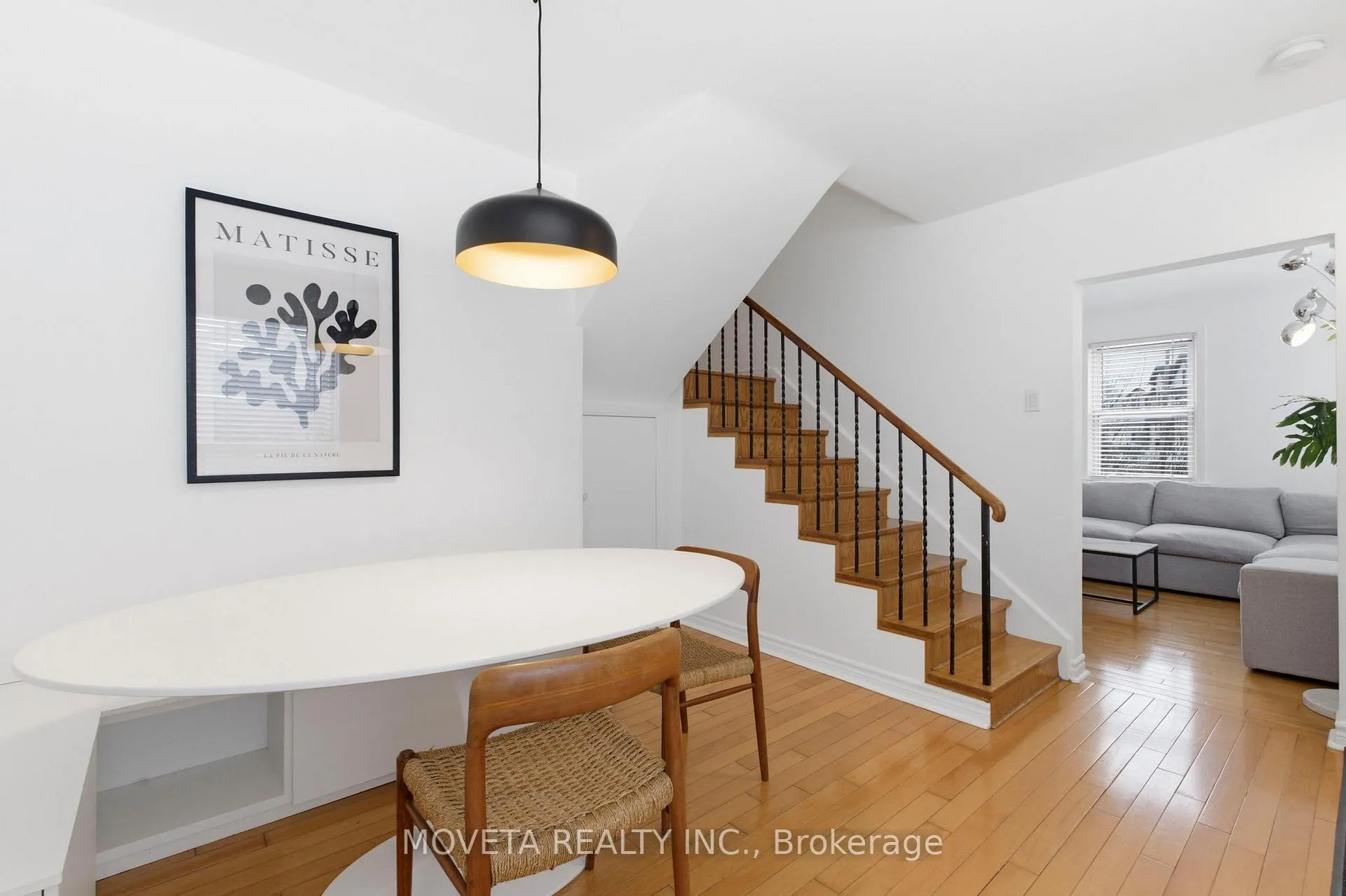 Photo 5 of 438 Silverthorn Avenue, Toronto, Keelesdale-Eglinton West — HOMEH
