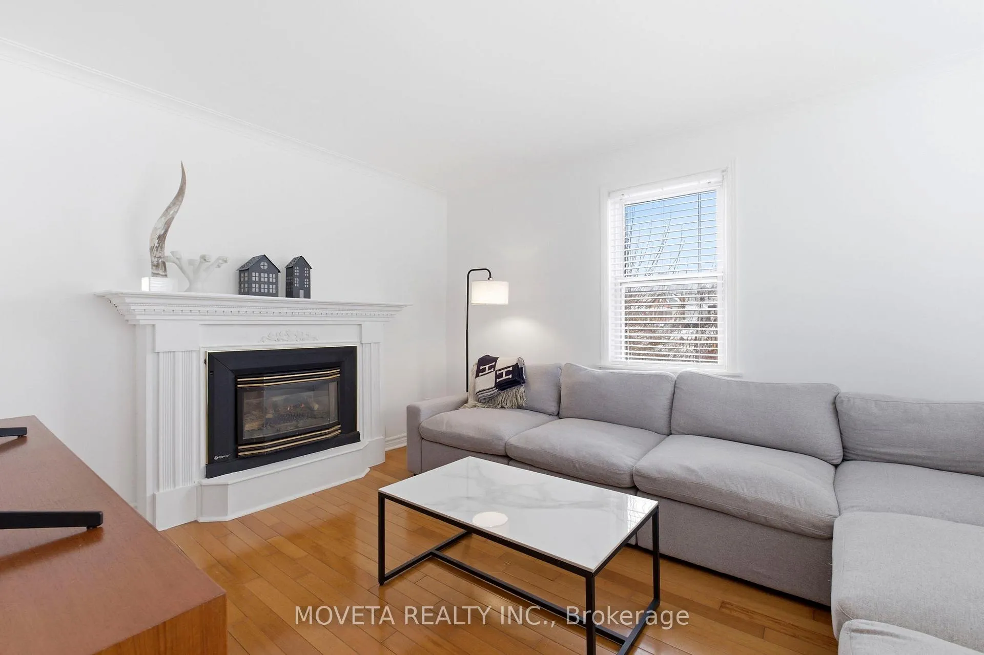 Photo 8 of 438 Silverthorn Avenue, Toronto, Keelesdale-Eglinton West — HOMEH