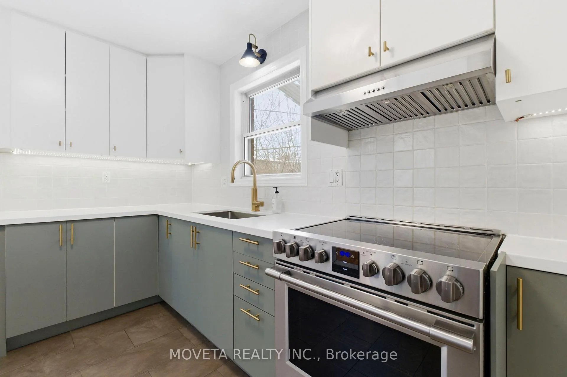 Photo 14 of 438 Silverthorn Avenue, Toronto, Keelesdale-Eglinton West — HOMEH