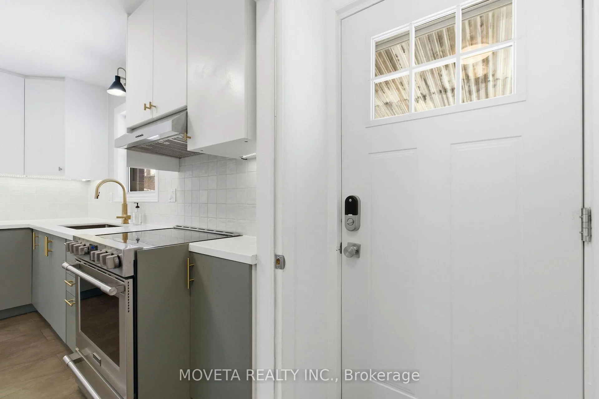 Photo 24 of 438 Silverthorn Avenue, Toronto, Keelesdale-Eglinton West — HOMEH