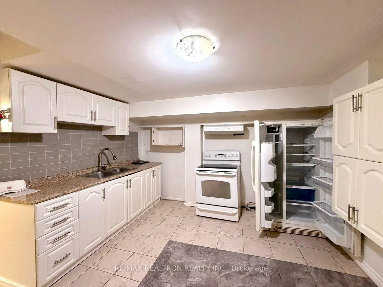 Photo 3 of Unit (Basement), 114 Admiral Road, Ajax, South East — HOMEH