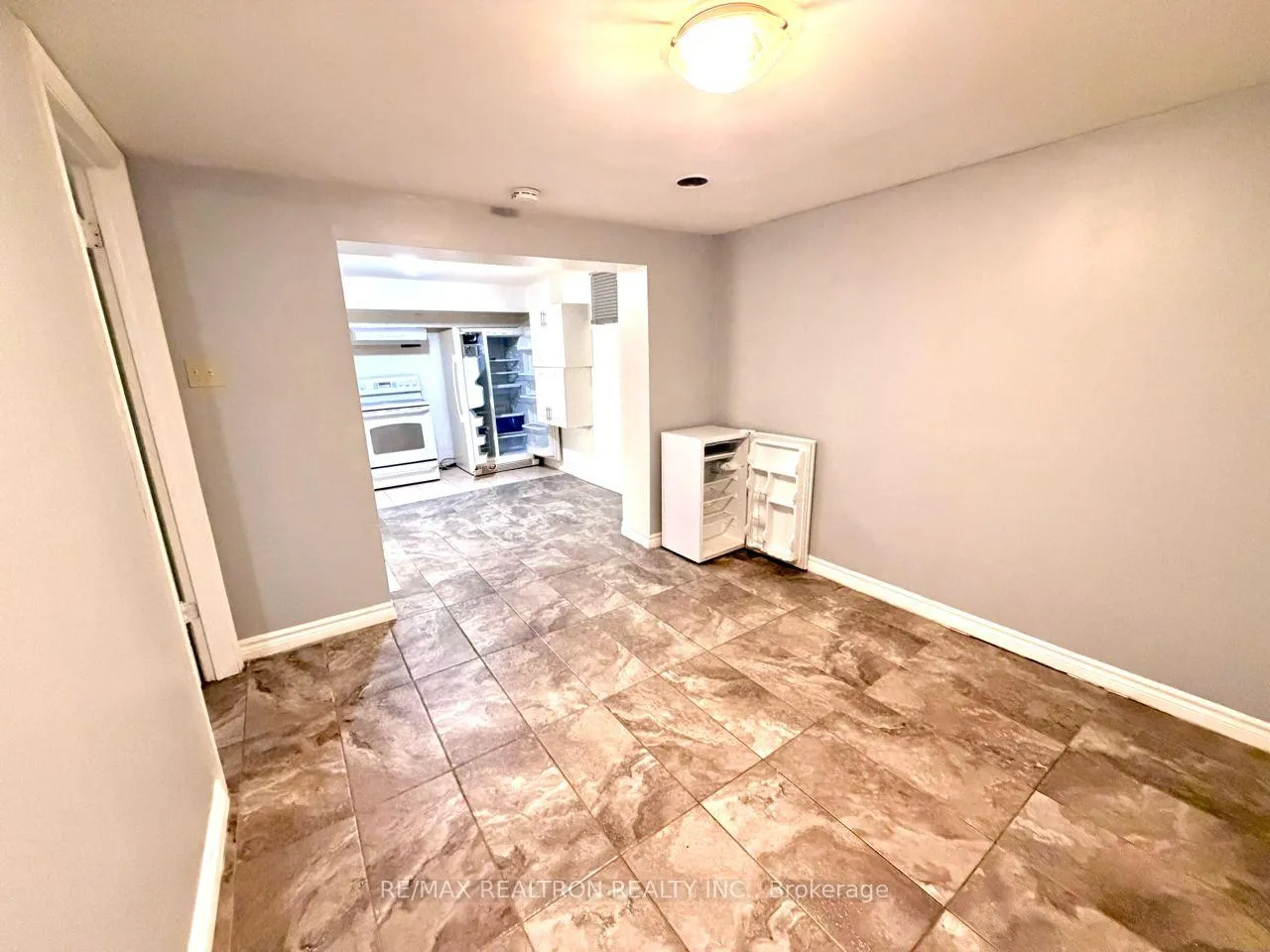 Photo 8 of Unit (Basement), 114 Admiral Road, Ajax, South East — HOMEH