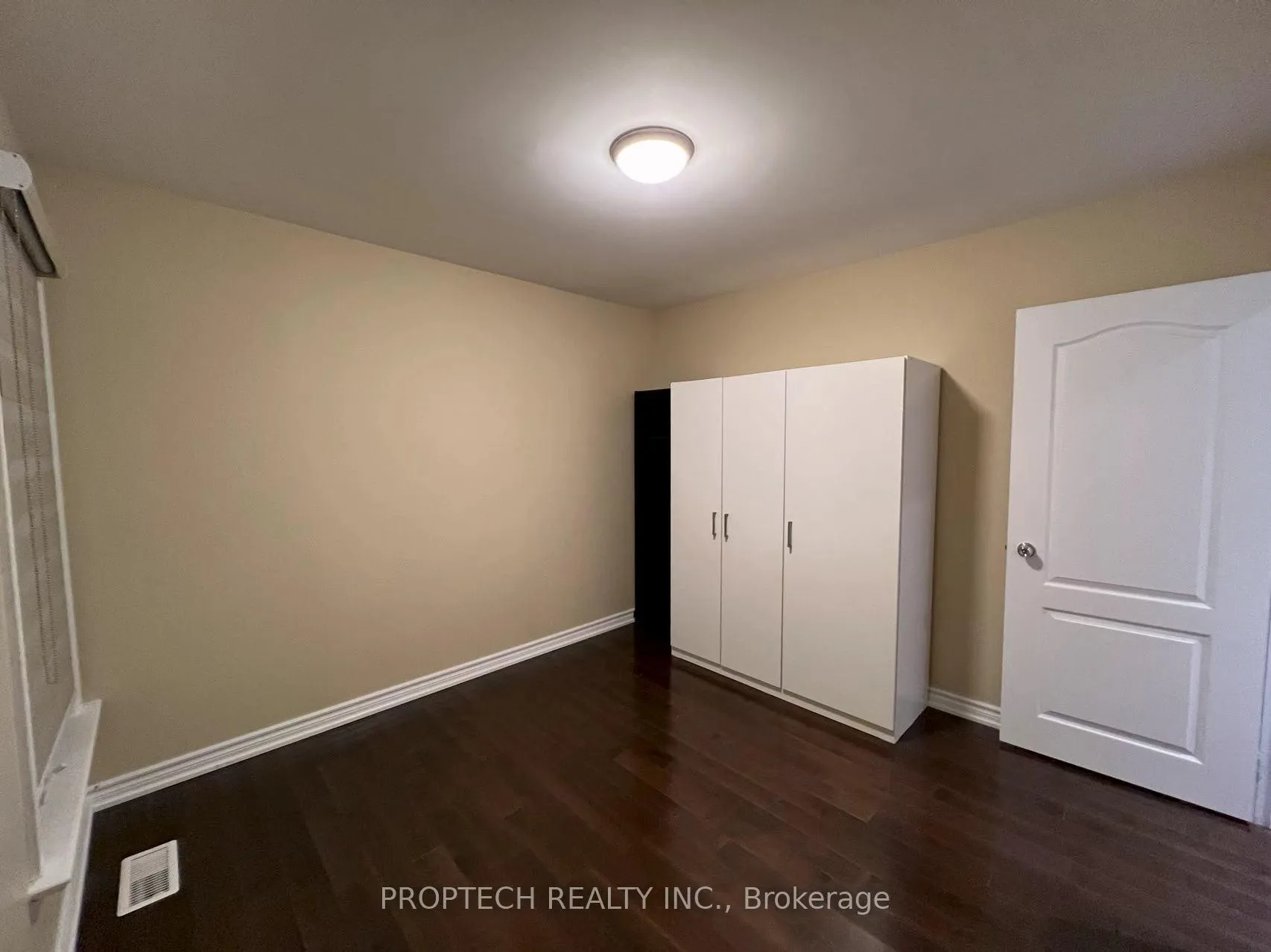 Photo 6 of Unit Upper, 85 Sloane Avenue, North York, Victoria Village — HOMEH
