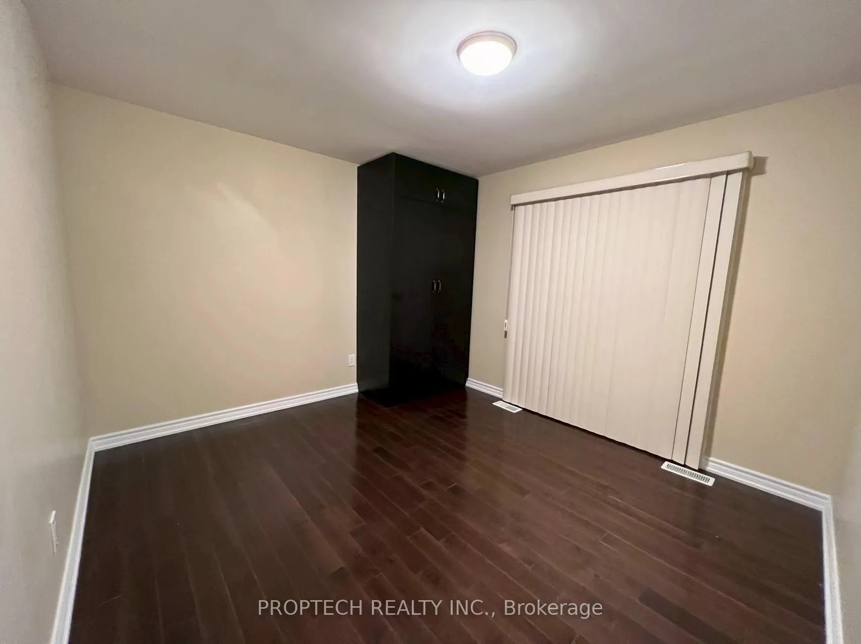 Photo 7 of Unit Upper, 85 Sloane Avenue, North York, Victoria Village — HOMEH