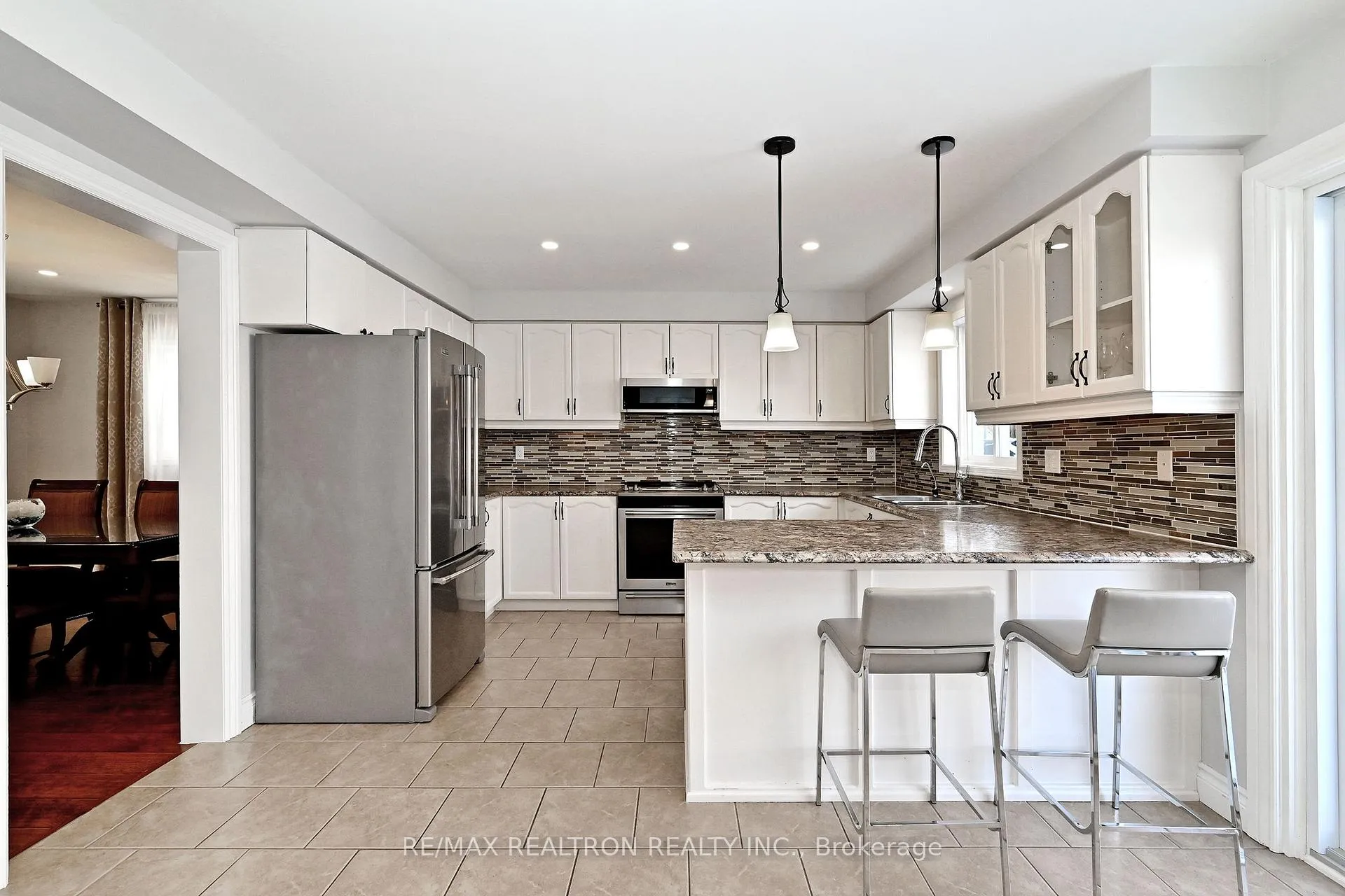 Photo 17 of 1128 Corrie Street, Innisfil, Alcona — HOMEH