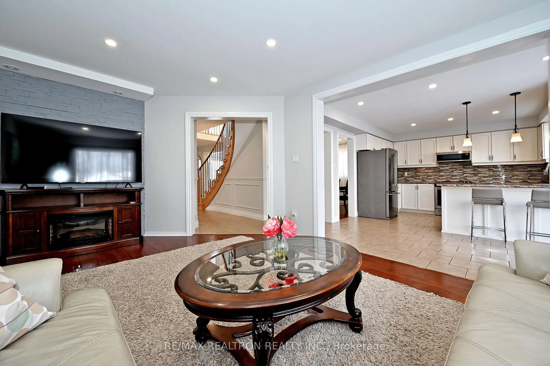Photo 22 of 1128 Corrie Street, Innisfil, Alcona — HOMEH