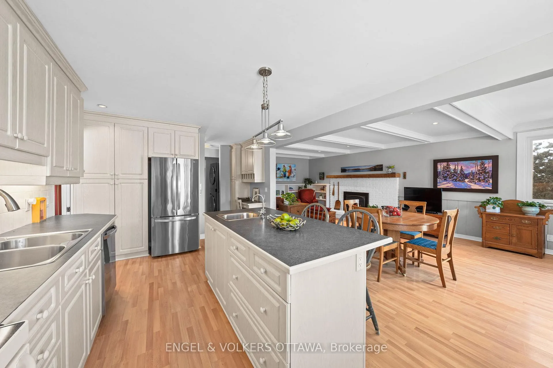 Photo 13 of 1304 Fairway Drive, Ottawa, Manotick South to Roger Stevens — HOMEH