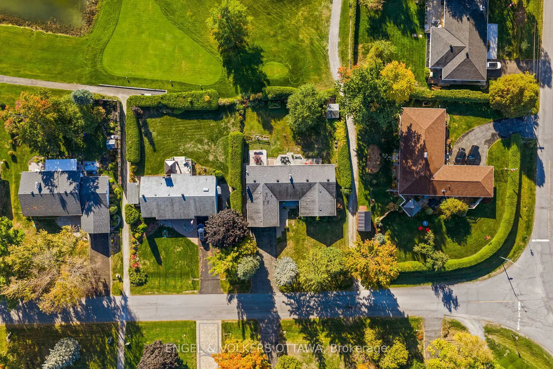 Photo 38 of 1304 Fairway Drive, Ottawa, Manotick South to Roger Stevens — HOMEH