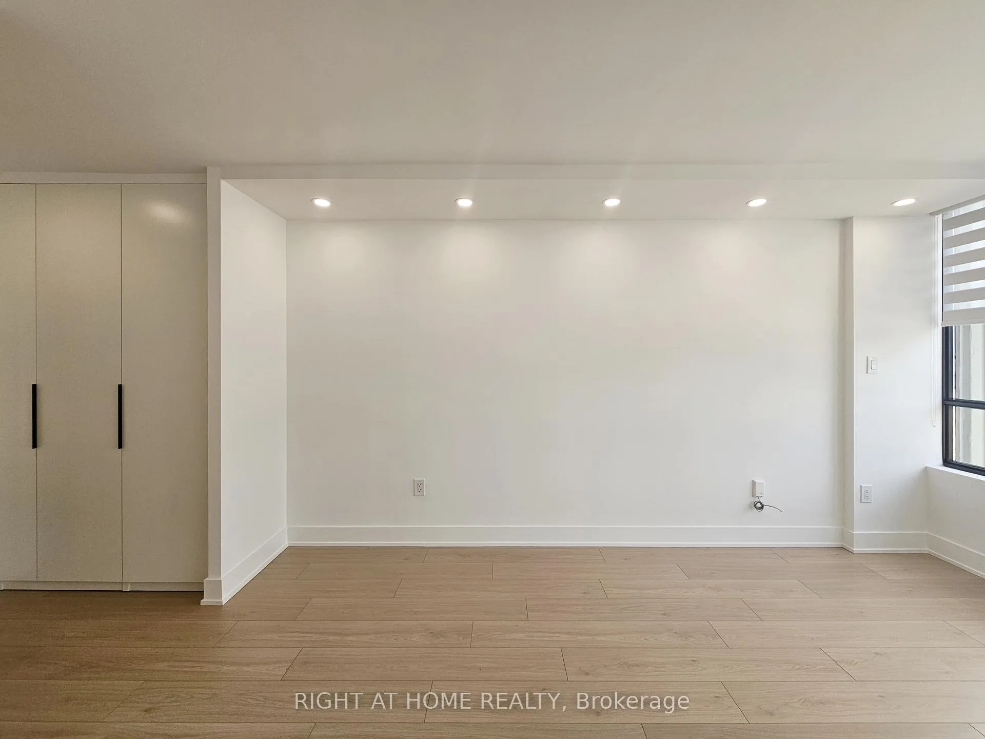 Photo 19 of Unit 512, 7460 Bathurst Street, Vaughan, Brownridge — HOMEH