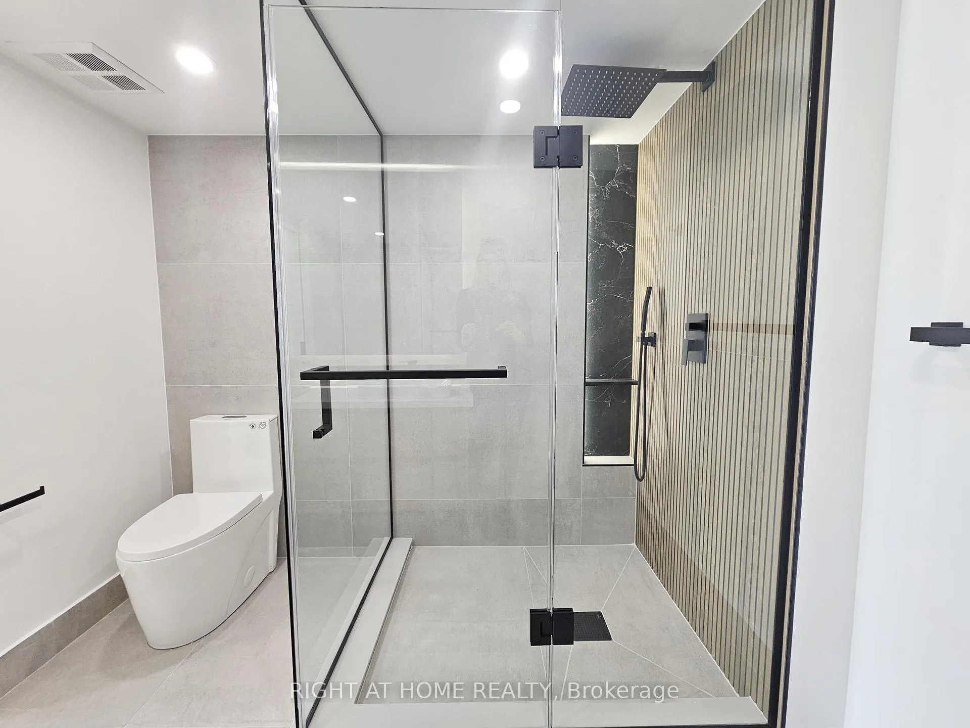 Photo 24 of Unit 512, 7460 Bathurst Street, Vaughan, Brownridge — HOMEH
