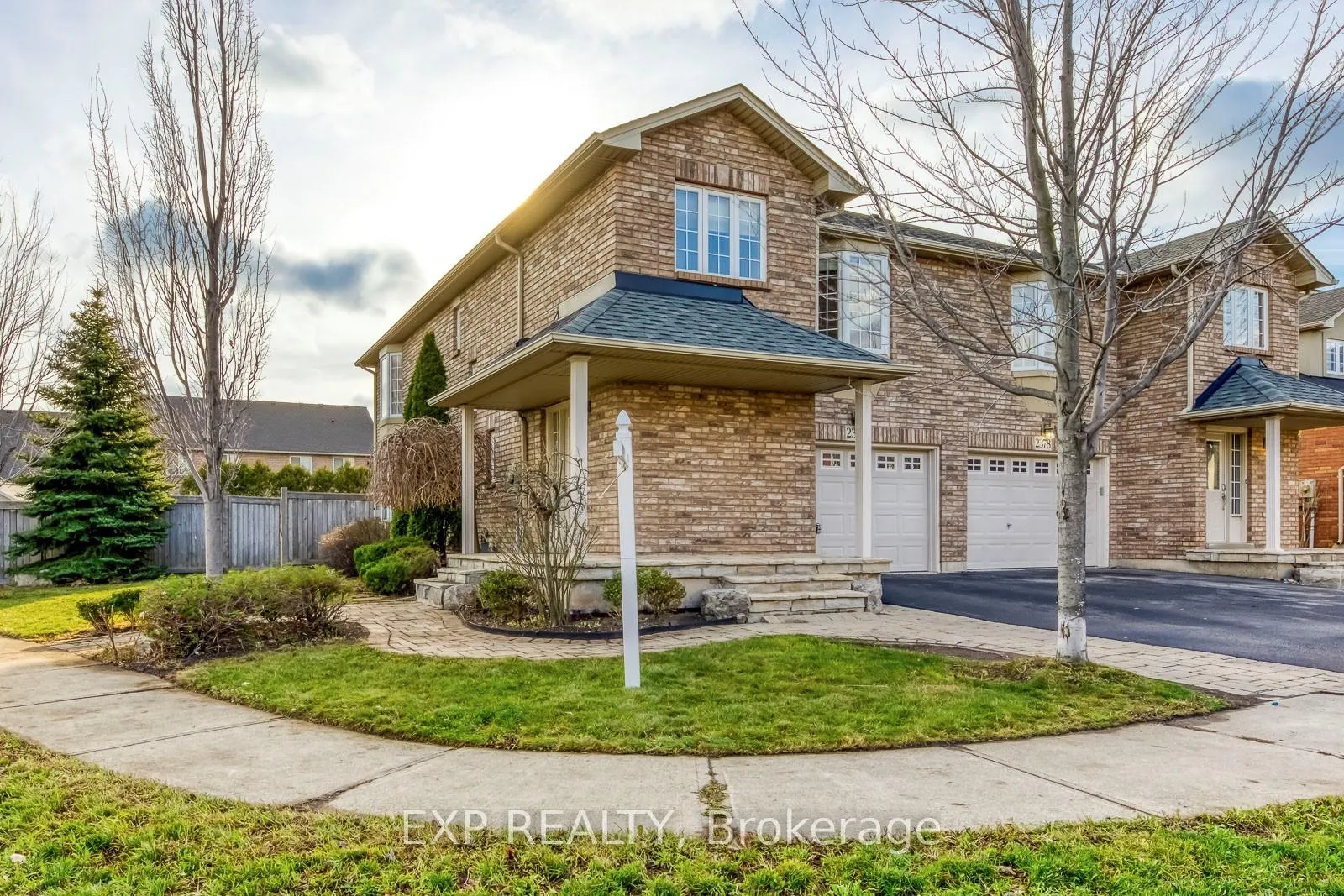 Photo 1 of 2376 Highcroft Road, Oakville, Westmount — HOMEH