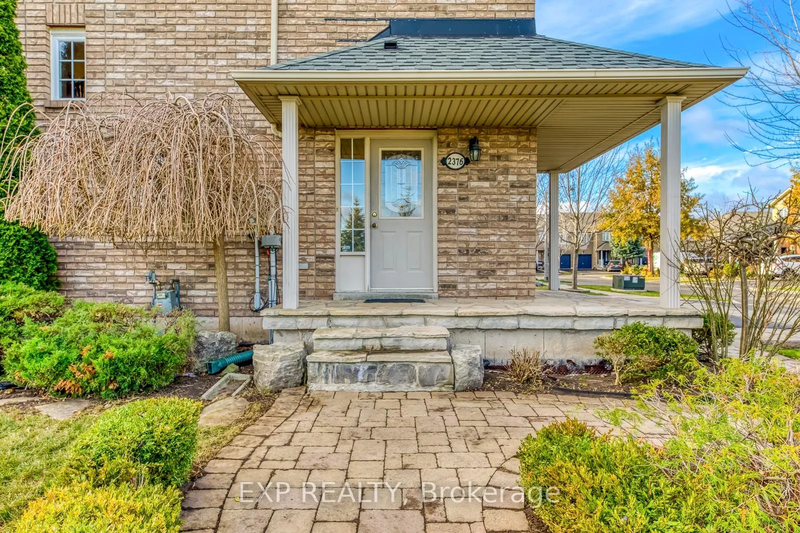 Photo 4 of 2376 Highcroft Road, Oakville, Westmount — HOMEH