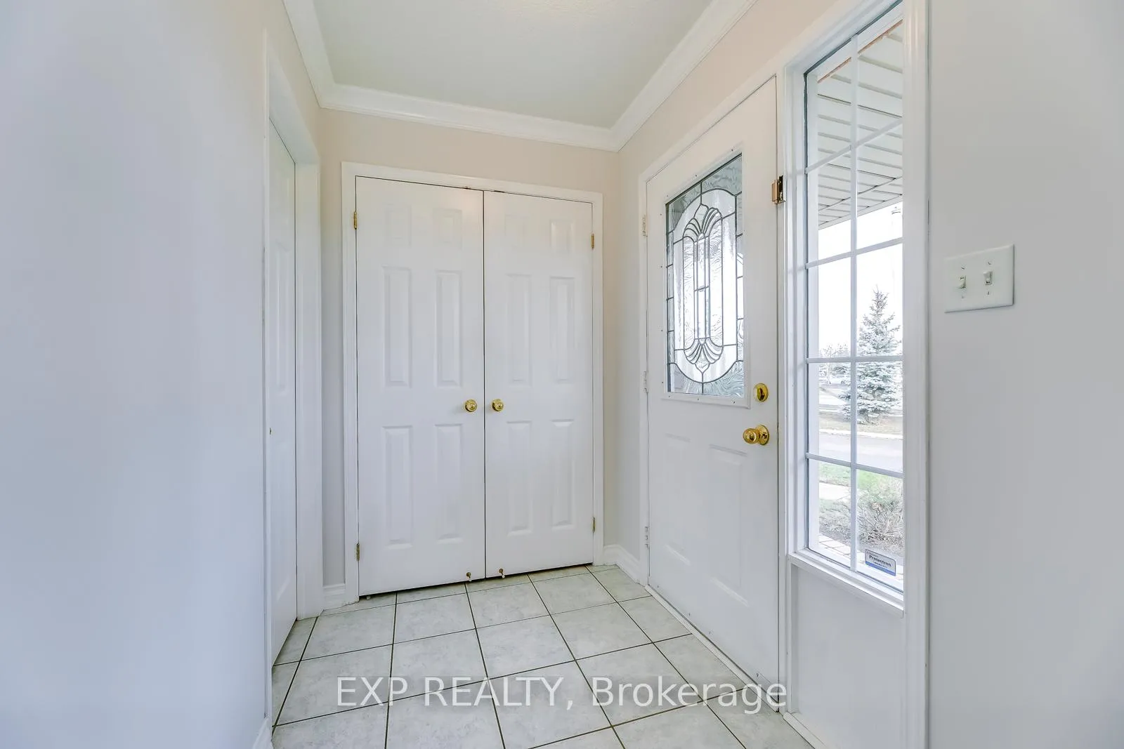 Photo 8 of 2376 Highcroft Road, Oakville, Westmount — HOMEH