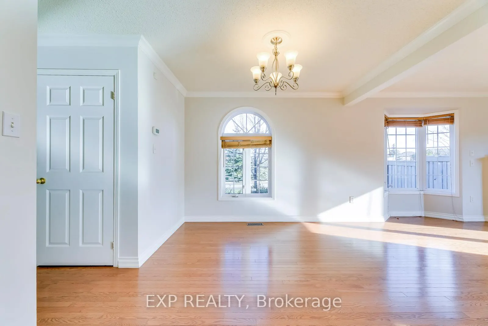 Photo 11 of 2376 Highcroft Road, Oakville, Westmount — HOMEH