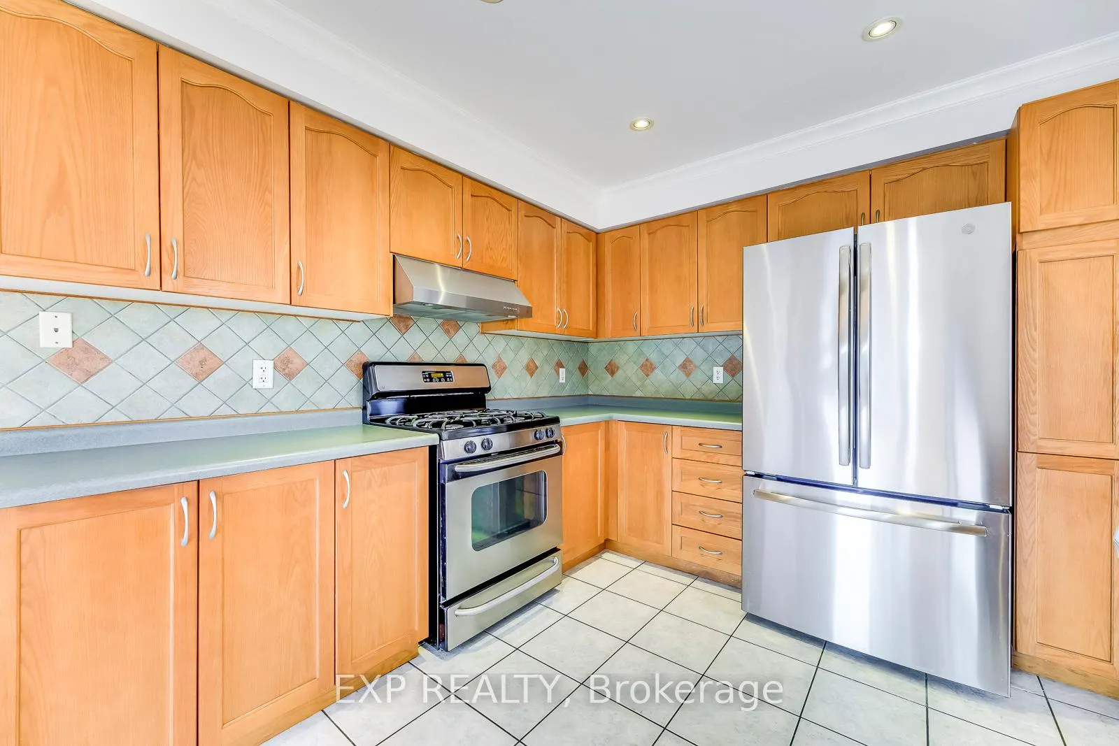 Photo 18 of 2376 Highcroft Road, Oakville, Westmount — HOMEH