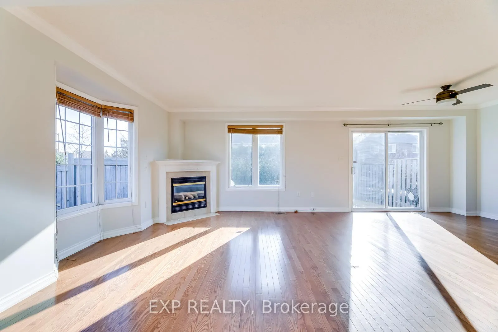Photo 24 of 2376 Highcroft Road, Oakville, Westmount — HOMEH