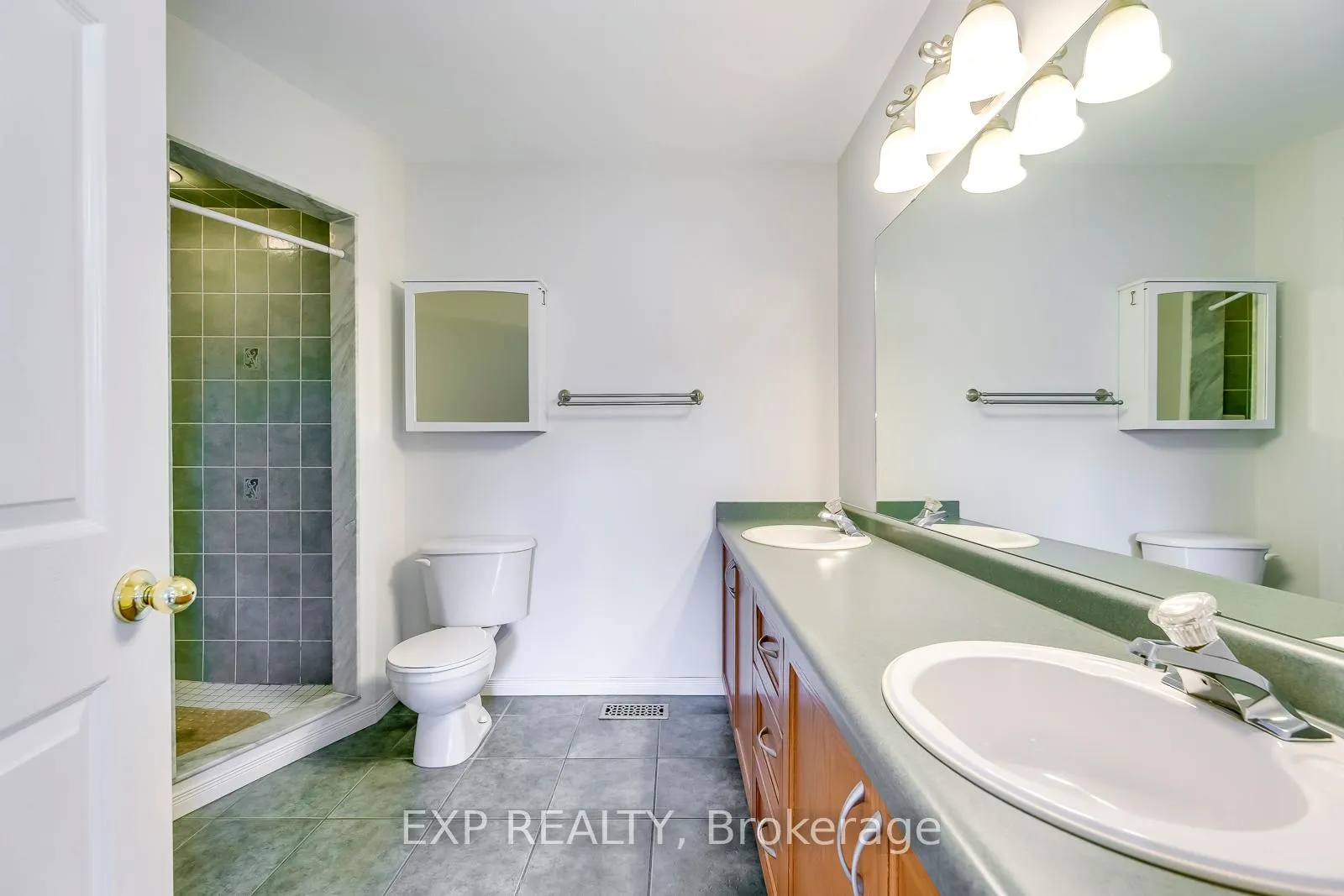 Photo 33 of 2376 Highcroft Road, Oakville, Westmount — HOMEH
