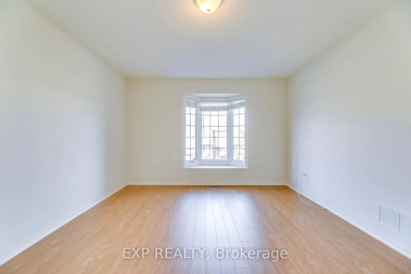 Photo 37 of 2376 Highcroft Road, Oakville, Westmount — HOMEH