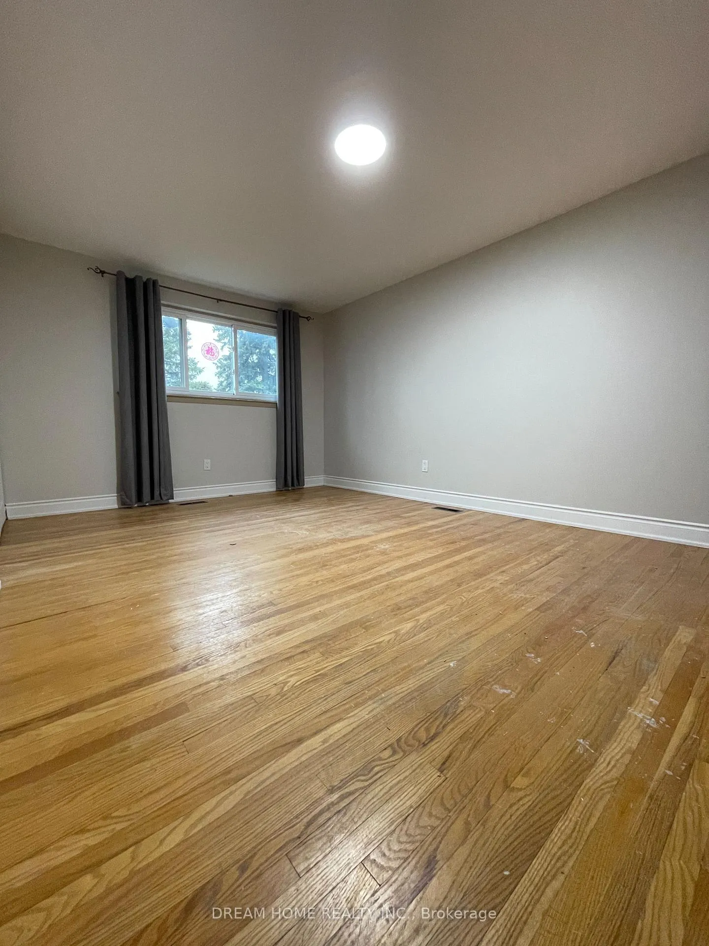 Photo 7 of 83 Painswick Crescent, North York, Pleasant View — HOMEH
