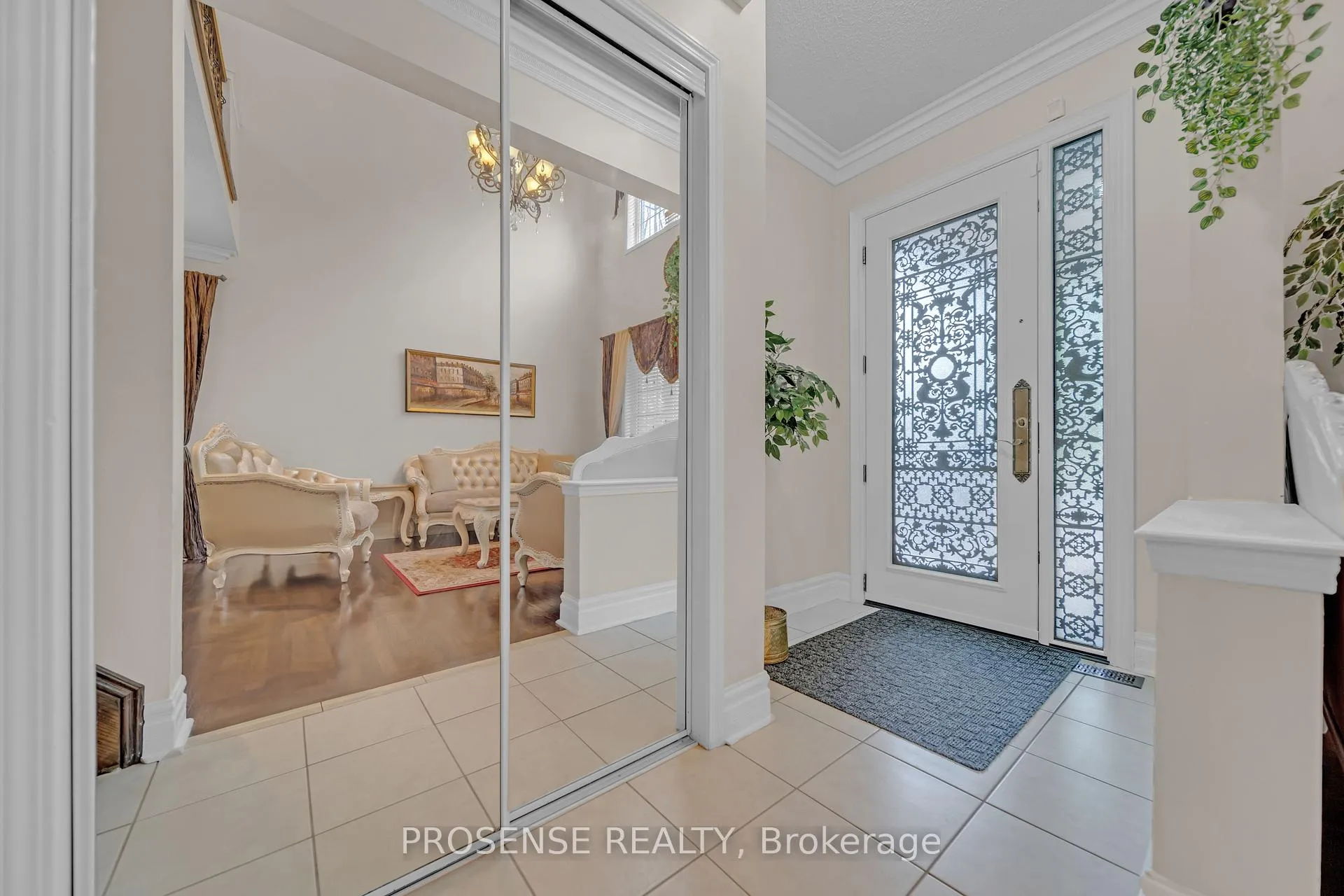 Photo 9 of 147 Whitwell Drive, Brampton, Vales of Castlemore — HOMEH