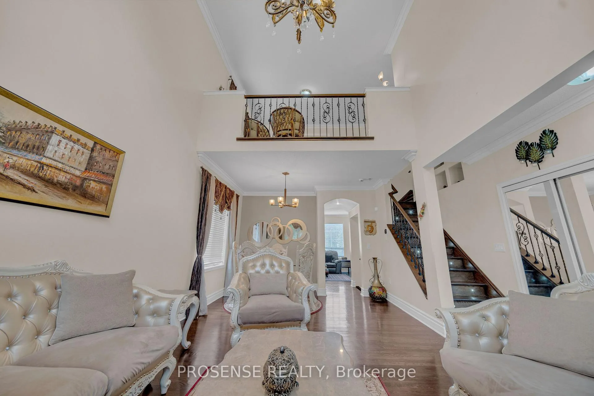 Photo 12 of 147 Whitwell Drive, Brampton, Vales of Castlemore — HOMEH