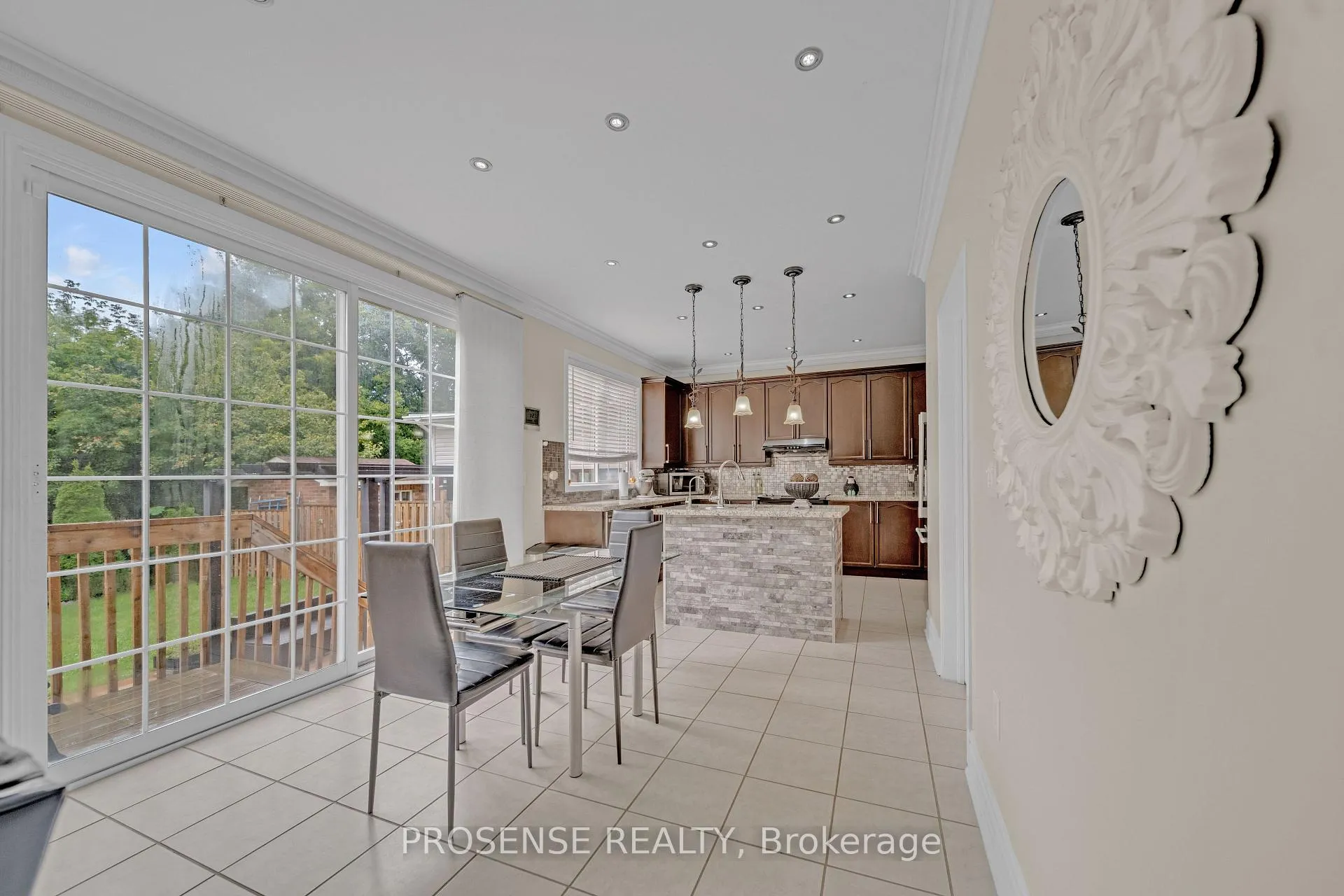 Photo 18 of 147 Whitwell Drive, Brampton, Vales of Castlemore — HOMEH