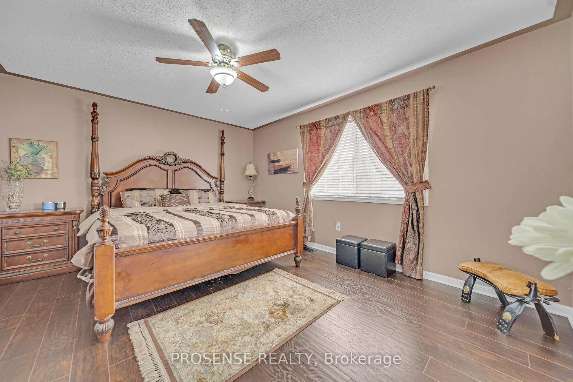 Photo 27 of 147 Whitwell Drive, Brampton, Vales of Castlemore — HOMEH
