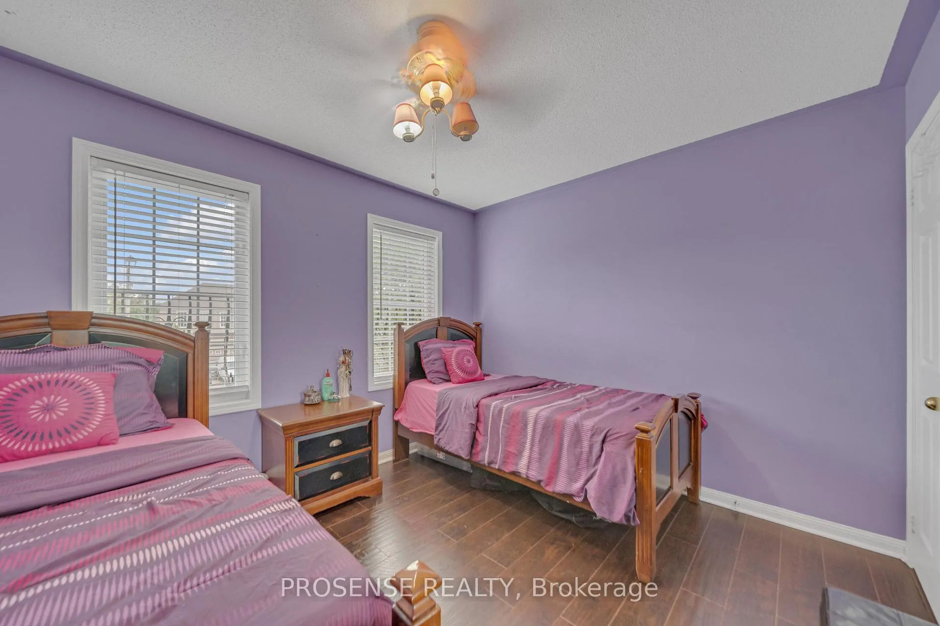 Photo 32 of 147 Whitwell Drive, Brampton, Vales of Castlemore — HOMEH