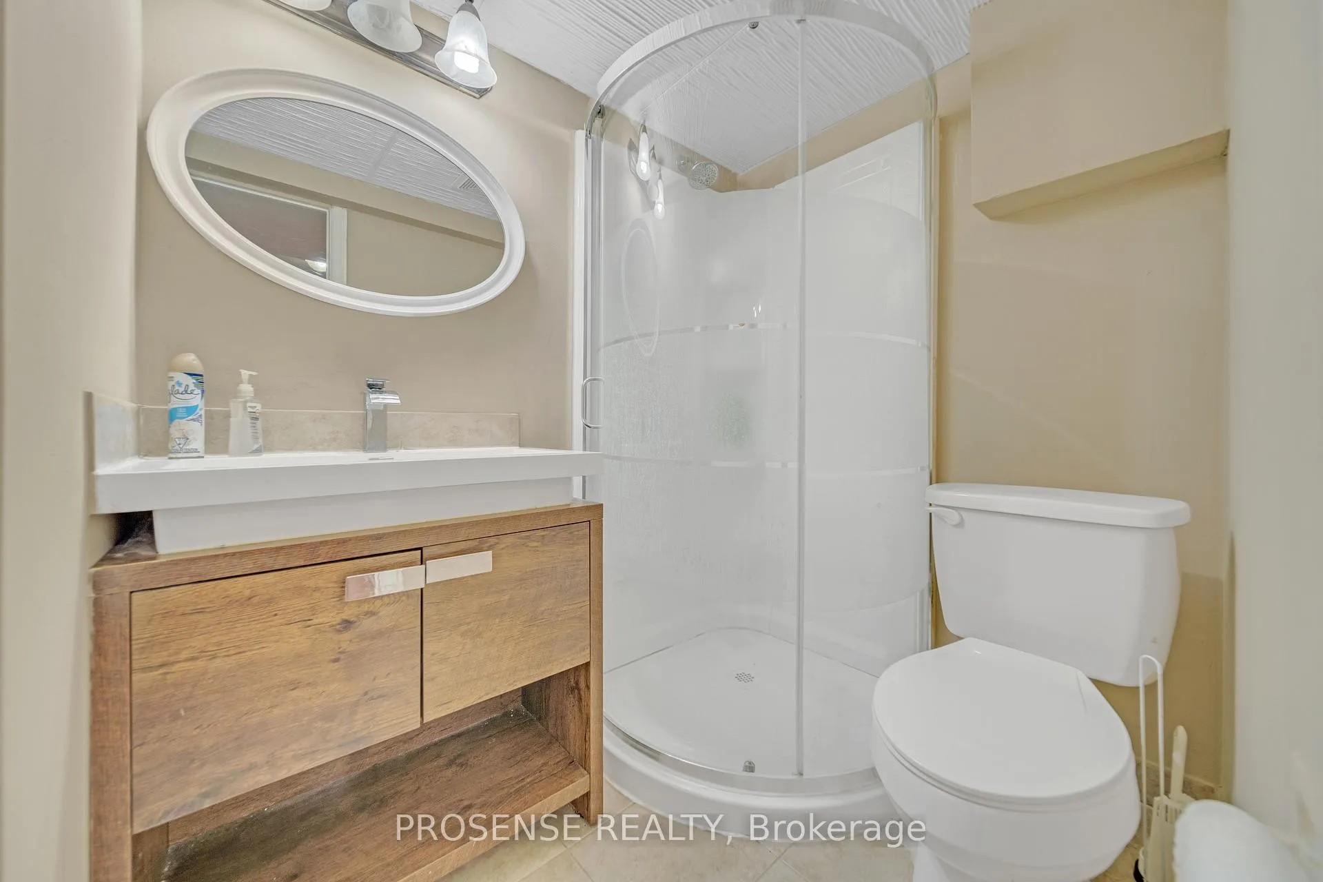 Photo 44 of 147 Whitwell Drive, Brampton, Vales of Castlemore — HOMEH