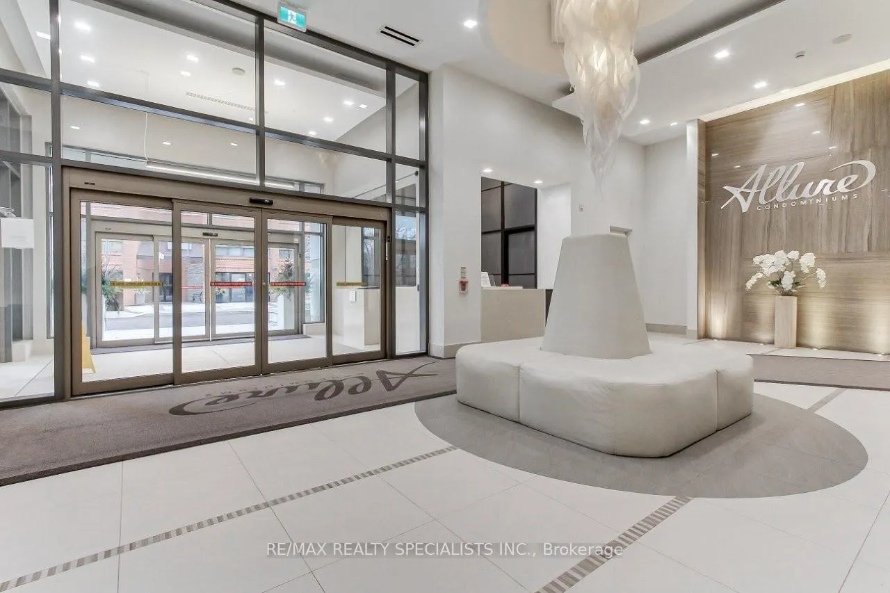 Photo 4 of Unit 321, 23 Glebe Road W, Toronto, Yonge-Eglinton — HOMEH