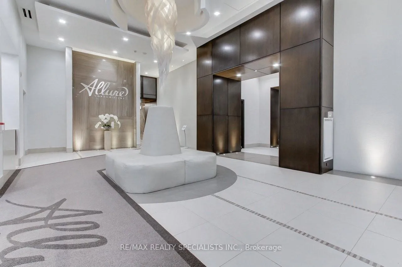 Photo 5 of Unit 321, 23 Glebe Road W, Toronto, Yonge-Eglinton — HOMEH