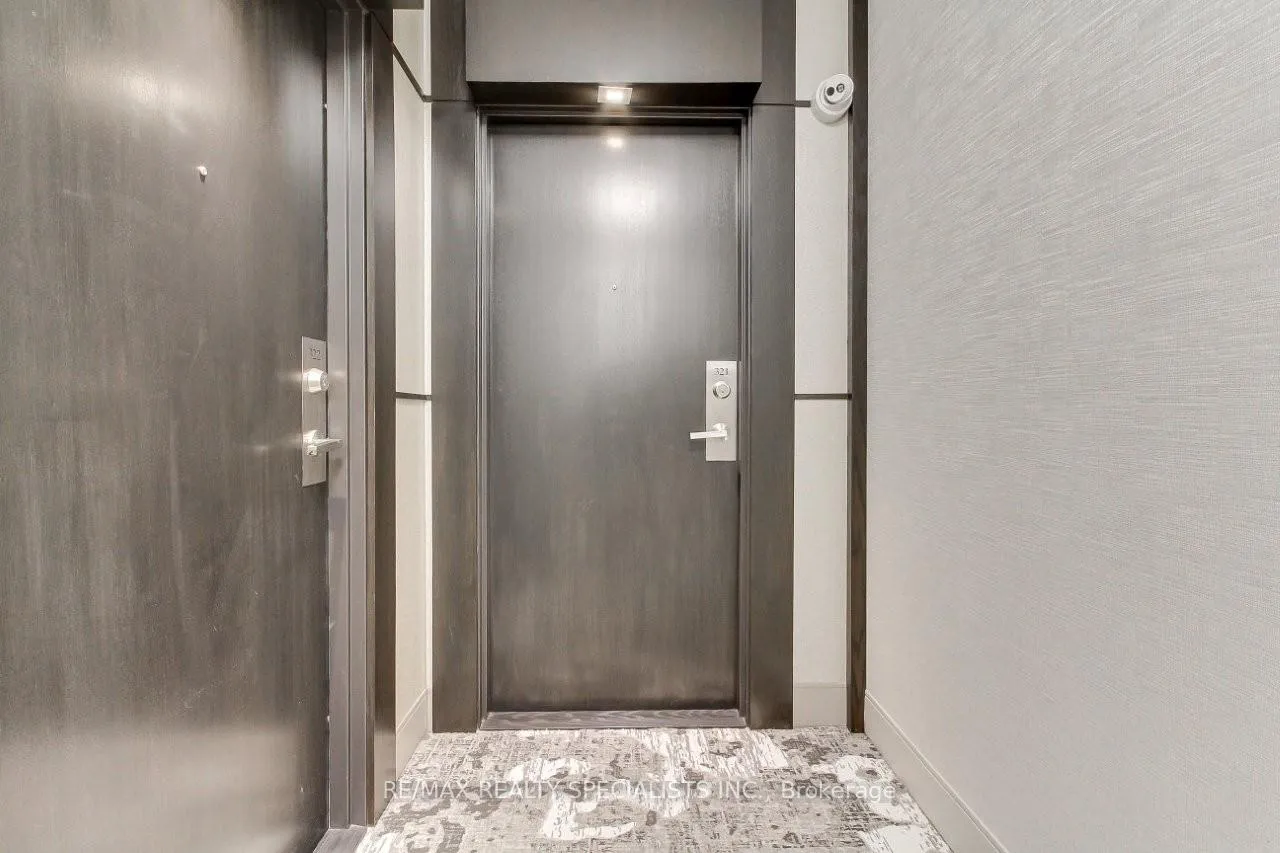 Photo 9 of Unit 321, 23 Glebe Road W, Toronto, Yonge-Eglinton — HOMEH