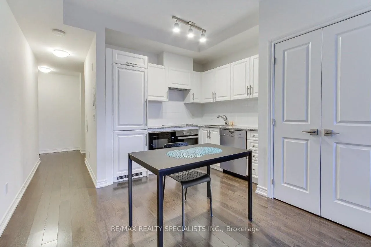 Photo 11 of Unit 321, 23 Glebe Road W, Toronto, Yonge-Eglinton — HOMEH