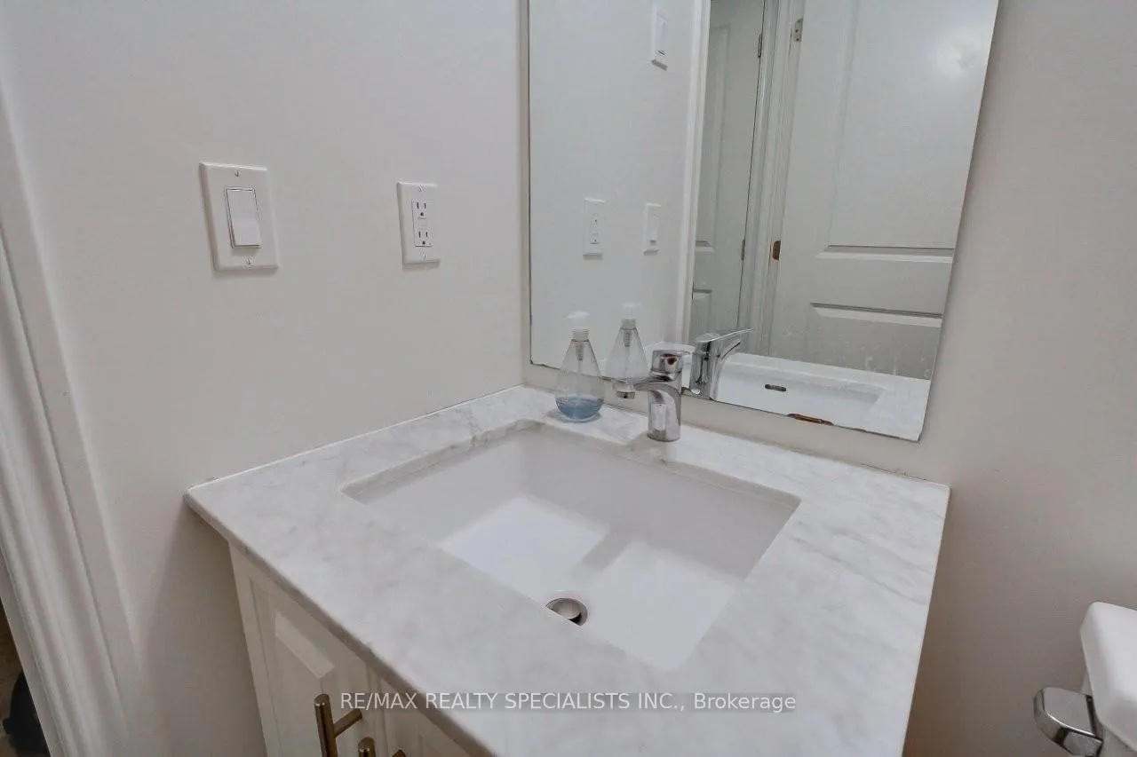 Photo 24 of Unit 321, 23 Glebe Road W, Toronto, Yonge-Eglinton — HOMEH