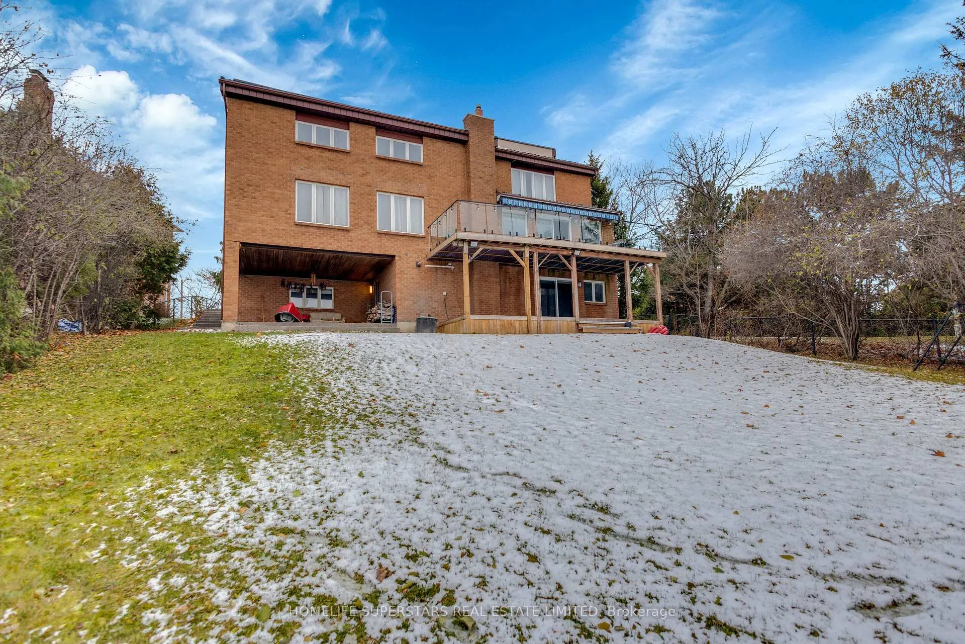 Photo 5 of 121 Professors Lake Parkway, Brampton, Northgate — HOMEH